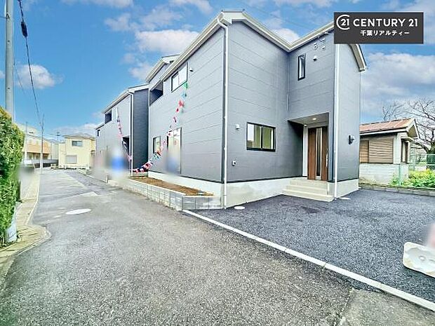 周辺環境や、お客様のご希望に合った物件も一緒にご案内を致します。住宅ローンアドバイザーによるご相談も承ります。当社はお問い合わせに即対応します!お待たせしません!