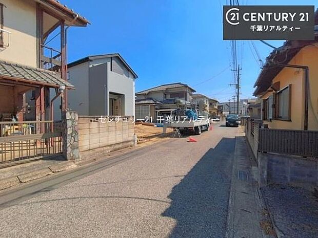 周辺環境や、お客様のご希望に合った物件も一緒にご案内を致します。住宅ローンアドバイザーによるご相談も承ります。当社はお問い合わせに即対応します!お待たせしません!