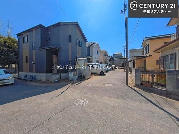 周辺環境や、お客様のご希望に合った物件も一緒にご案内を致します。住宅ローンアドバイザーによるご相談も承ります。当社はお問い合わせに即対応します!お待たせしません!