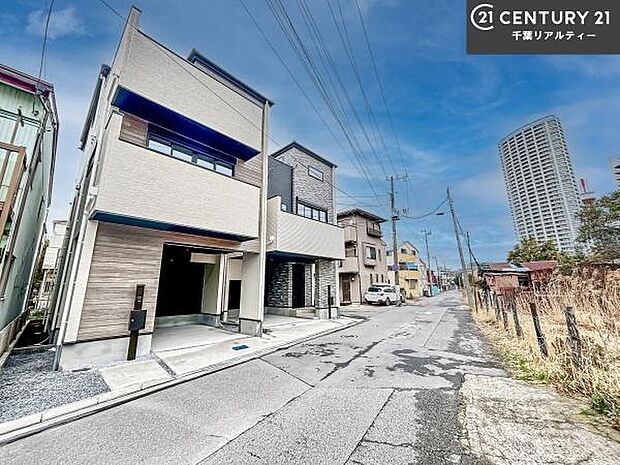 周辺環境や、お客様のご希望に合った物件も一緒にご案内を致します。住宅ローンアドバイザーによるご相談も承ります。当社はお問い合わせに即対応します!お待たせしません!