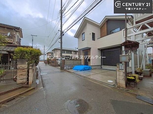 周辺環境や、お客様のご希望に合った物件も一緒にご案内を致します。住宅ローンアドバイザーによるご相談も承ります。当社はお問い合わせに即対応します!お待たせしません!