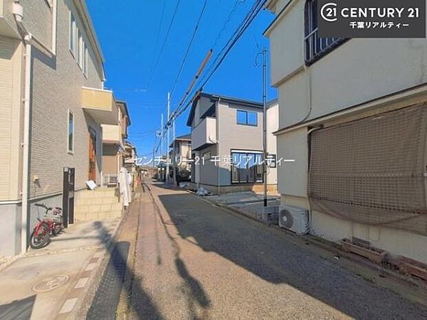 周辺環境や、お客様のご希望に合った物件も一緒にご案内を致します。住宅ローンアドバイザーによるご相談も承ります。当社はお問い合わせに即対応します!お待たせしません!