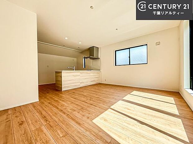 大切な家族が集まるからこそLDKにはこだわりたい。子供たちが元気に笑いながら走り回っている姿を見た時が「広い家にして良かった」と思う瞬間です。