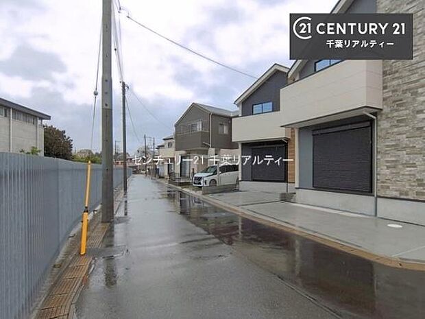 気になるお子様の学校までの道のりや駅までのルート、お買い物の場所などもご一緒にご案内いたします!