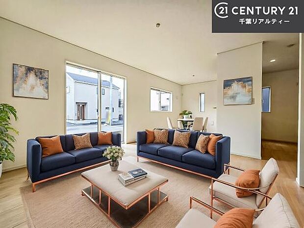 家具はCGパースです。開放感のある広々LDK!ソファーやダイニングテーブルを置いても窮屈にならないので快適に過ごせます!コミュニケーションが取りやすいリビングです!