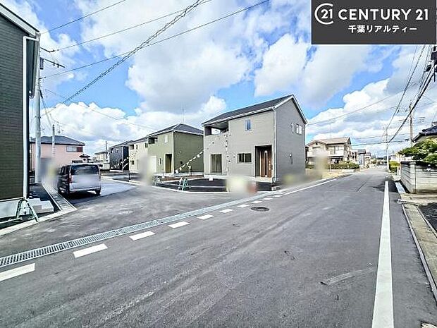 周辺環境や、お客様のご希望に合った物件も一緒にご案内を致します。住宅ローンアドバイザーによるご相談も承ります。当社はお問い合わせに即対応します！お待たせしません！