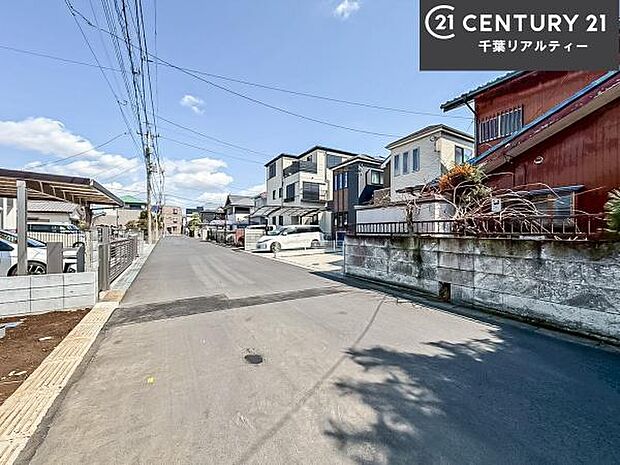 周辺環境や、お客様のご希望に合った物件も一緒にご案内を致します。住宅ローンアドバイザーによるご相談も承ります。当社はお問い合わせに即対応します!お待たせしません!