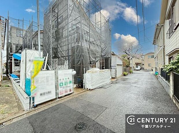 周辺環境や、お客様のご希望に合った物件も一緒にご案内を致します。住宅ローンアドバイザーによるご相談も承ります。当社はお問い合わせに即対応します!お待たせしません!