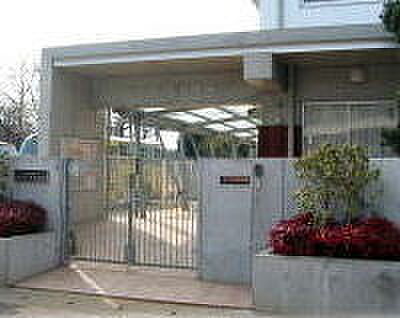 あやめ台幼稚園まで1100m