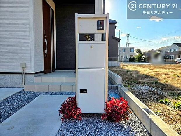 物件探しのご条件・ご要望・ご質問など、何なりと弊社スタッフまでお申し付けください!不動産に関することなら、どのようなことでも誠心誠意対応させて頂きます。