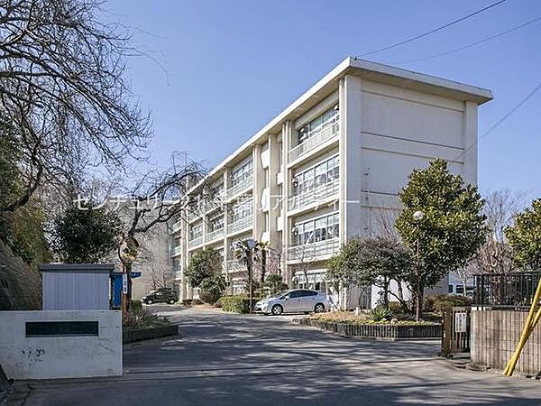 佐倉市立上志津中学校まで400m