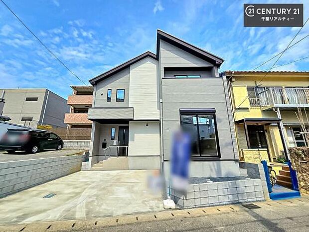 周辺環境や、お客様のご希望に合った物件も一緒にご案内を致します。住宅ローンアドバイザーによるご相談も承ります。当社はお問い合わせに即対応します！お待たせしません！