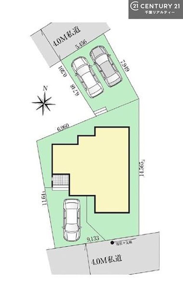 カースペースは3台付き!セカンドカー持ちの方や急な来客時にも安心ですね。