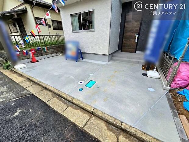 カースペース付きなのでマイカーをお持ちの方も安心ですね!ぜひ現地にてお確かめくださいませ!