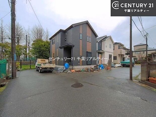 周辺環境や、お客様のご希望に合った物件も一緒にご案内を致します。住宅ローンアドバイザーによるご相談も承ります。当社はお問い合わせに即対応します！お待たせしません！