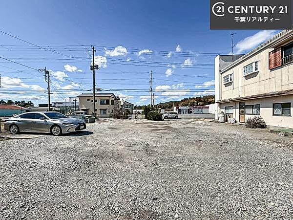お好きなハウスメーカーで理想のお家が建てられます。物件情報だけでなく、周辺環境等も一緒にご案内！