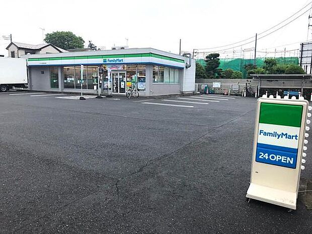 ファミリーマート八千代大和田新田東店まで379m