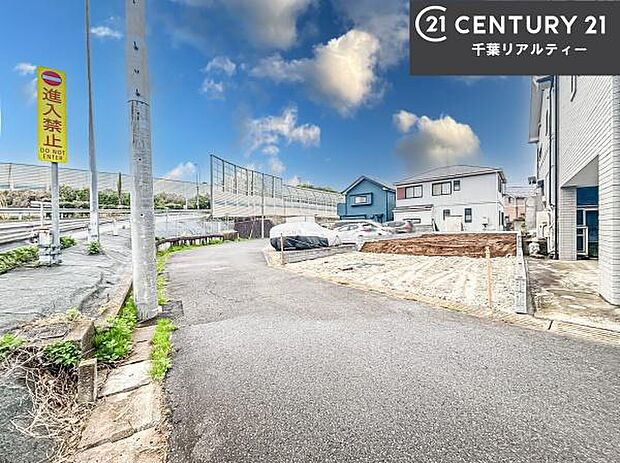 周辺環境や、お客様のご希望に合った物件も一緒にご案内を致します。住宅ローンアドバイザーによるご相談も承ります。当社はお問い合わせに即対応します！お待たせしません！