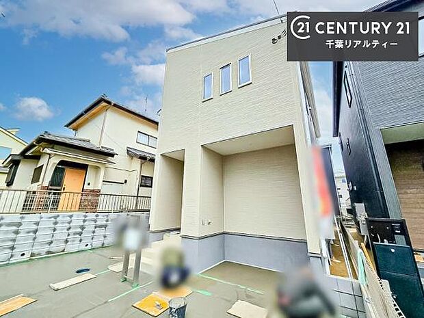 全2棟のキレイな街並み。是非1度ご内見ください。物件探しのご条件・ご要望・ご質問など、不動産に関することならどのようなことでも誠心誠意対応させて頂きます。