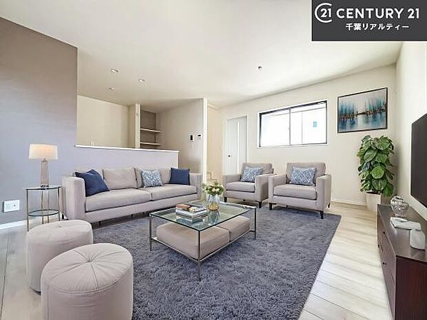 家具はCGパースです。大切な家族が集まるからこそLDKにはこだわりたい。子供たちが元気に笑いながら走り回っている姿を見た時が「広い家にして良かった」と思う瞬間です。