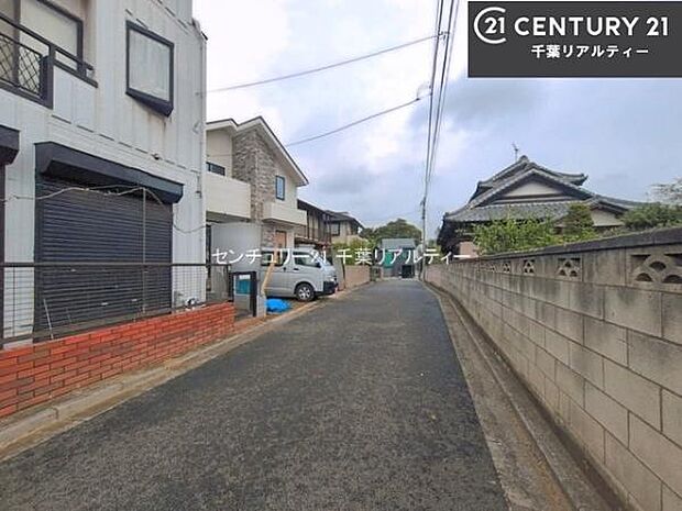 周辺環境や、お客様のご希望に合った物件も一緒にご案内を致します。住宅ローンアドバイザーによるご相談も承ります。当社はお問い合わせに即対応します!お待たせしません!