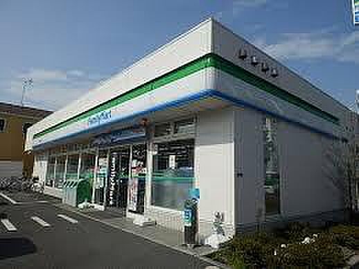 ファミリーマート行徳駅前四丁目店まで312m