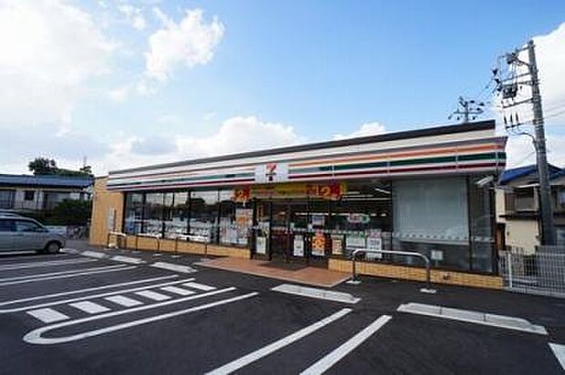 セブンイレブン千葉桜木町北店まで641m