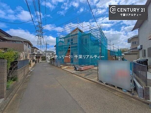 気になるお子様の学校までの道のりや駅までのルート、お買い物の場所などもご一緒にご案内いたします!