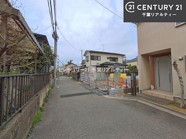 周辺環境や、お客様のご希望に合った物件も一緒にご案内を致します。住宅ローンアドバイザーによるご相談も承ります。当社はお問い合わせに即対応します!お待たせしません!