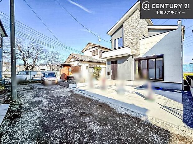 周辺環境や、お客様のご希望に合った物件も一緒にご案内を致します。住宅ローンアドバイザーによるご相談も承ります。当社はお問い合わせに即対応します！お待たせしません！