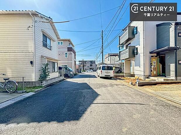 周辺環境や、お客様のご希望に合った物件も一緒にご案内を致します。住宅ローンアドバイザーによるご相談も承ります。当社はお問い合わせに即対応します!お待たせしません!