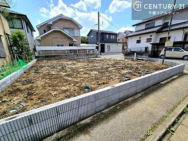 周辺環境や、お客様のご希望に合った物件も一緒にご案内を致します。住宅ローンアドバイザーによるご相談も承ります。当社はお問い合わせに即対応します！お待たせしません！