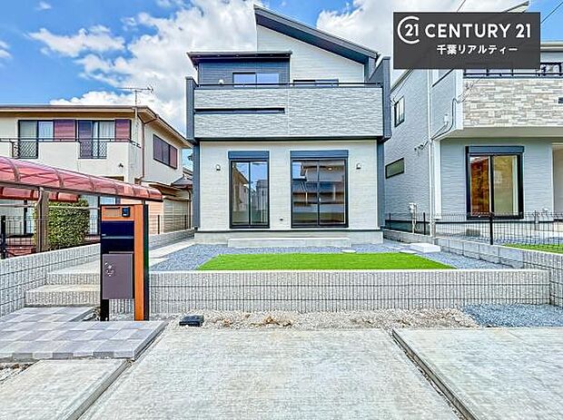 周辺環境や、お客様のご希望に合った物件も一緒にご案内を致します。住宅ローンアドバイザーによるご相談も承ります。当社はお問い合わせに即対応します！お待たせしません！