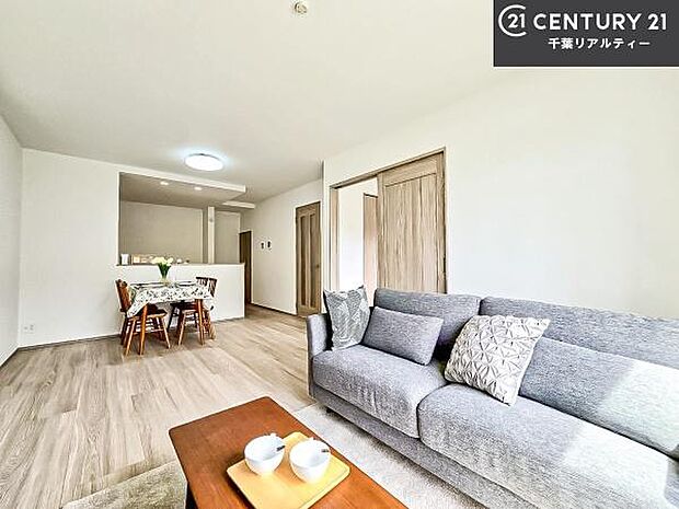 心地良いリビングは家族が自然と集まります。家族団欒の時間が増えそうです。ご家族と、より一層充実した時間を過ごせそうですね。