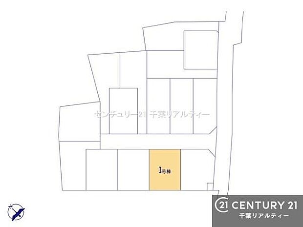 カースペース付きでマイカーをお持ちのご家庭でも安心。物件探しのご条件・ご要望・ご質問など、何なりと弊社スタッフまでお申し付けください!