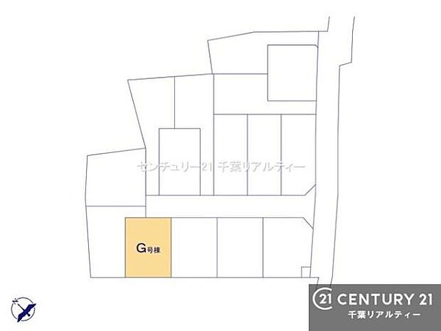 カースペース付きでマイカーをお持ちのご家庭でも安心。物件探しのご条件・ご要望・ご質問など、何なりと弊社スタッフまでお申し付けください!