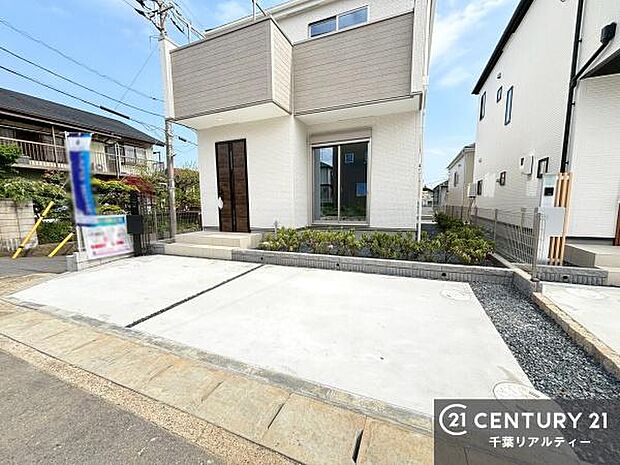 カースペース付きなのでマイカーをお持ちの方も安心ですね!ぜひ現地にてお確かめくださいませ!