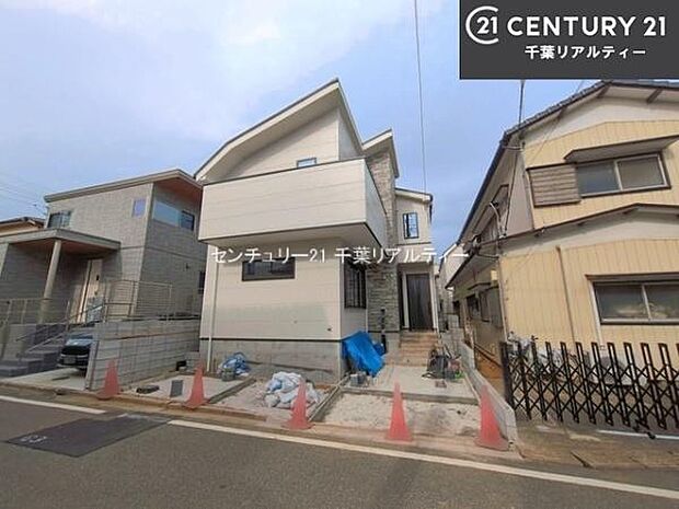 物件探しのご条件・ご要望・ご質問など、何なりと弊社スタッフまでお申し付けください!不動産に関することなら、どのようなことでも誠心誠意対応させて頂きます。