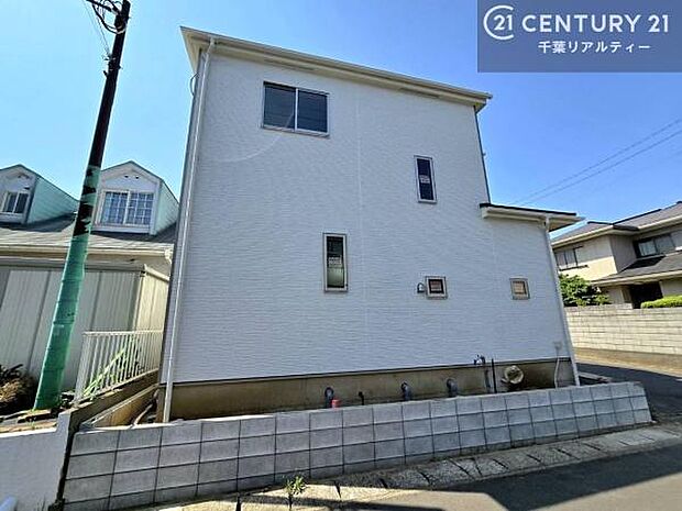 物件探しのご条件・ご要望・ご質問など、何なりと弊社スタッフまでお申し付けください！不動産に関することなら、どのようなことでも誠心誠意対応させて頂きます。