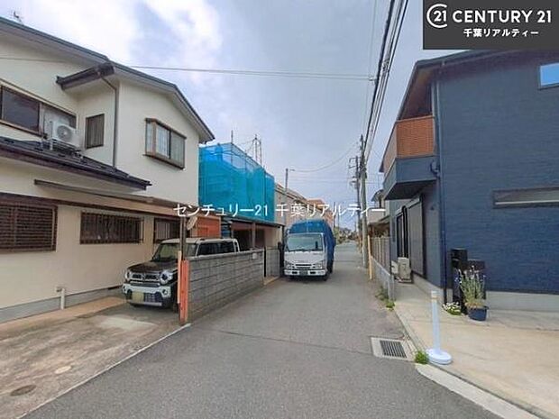 周辺環境や、お客様のご希望に合った物件も一緒にご案内を致します。住宅ローンアドバイザーによるご相談も承ります。当社はお問い合わせに即対応します!お待たせしません!