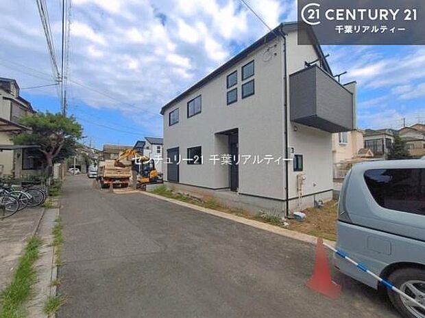 周辺環境や、お客様のご希望に合った物件も一緒にご案内を致します。住宅ローンアドバイザーによるご相談も承ります。当社はお問い合わせに即対応します!お待たせしません!