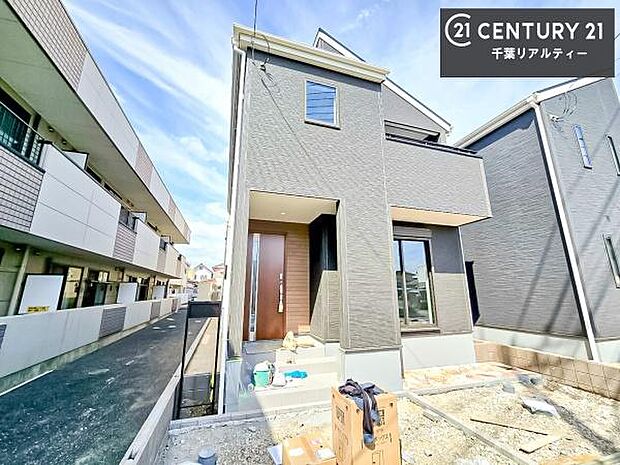周辺環境や、お客様のご希望に合った物件も一緒にご案内を致します。住宅ローンアドバイザーによるご相談も承ります。当社はお問い合わせに即対応します!お待たせしません!