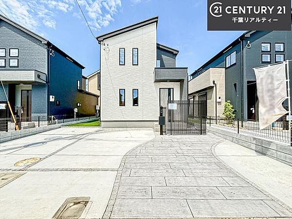 物件探しのご条件・ご要望・ご質問など、何なりと弊社スタッフまでお申し付けください！不動産に関することなら、どのようなことでも誠心誠意対応させて頂きます。