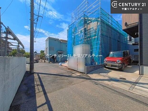 周辺環境や、お客様のご希望に合った物件も一緒にご案内を致します。住宅ローンアドバイザーによるご相談も承ります。当社はお問い合わせに即対応します!お待たせしません!