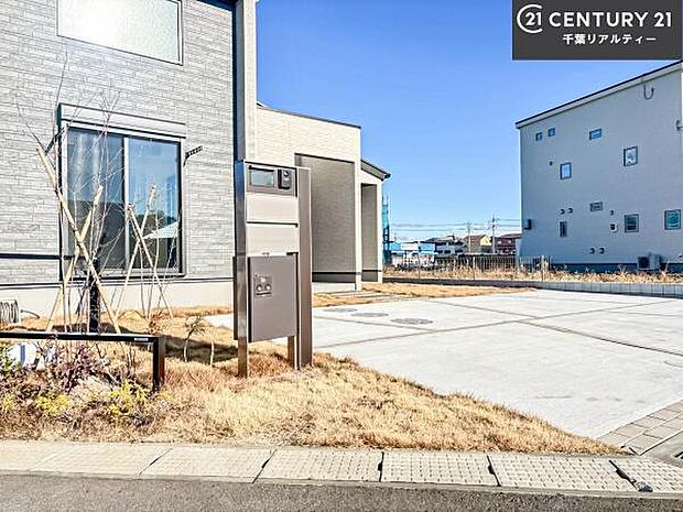 物件探しのご条件・ご要望・ご質問など、何なりと弊社スタッフまでお申し付けください!不動産に関することなら、どのようなことでも誠心誠意対応させて頂きます。