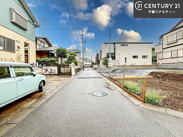 周辺環境や、お客様のご希望に合った物件も一緒にご案内を致します。住宅ローンアドバイザーによるご相談も承ります。当社はお問い合わせに即対応します！お待たせしません！