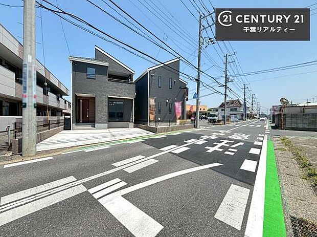周辺環境や、お客様のご希望に合った物件も一緒にご案内を致します。住宅ローンアドバイザーによるご相談も承ります。当社はお問い合わせに即対応します!お待たせしません!