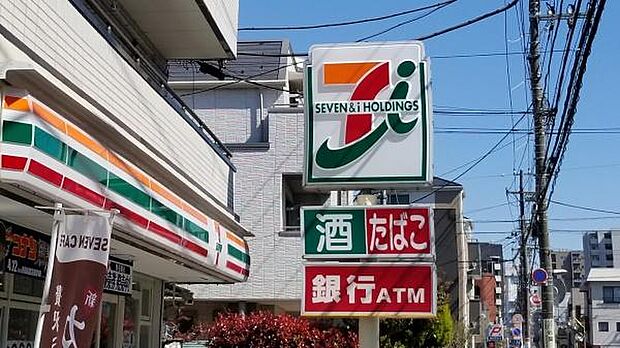 セブンイレブン市川平田3丁目店まで550m