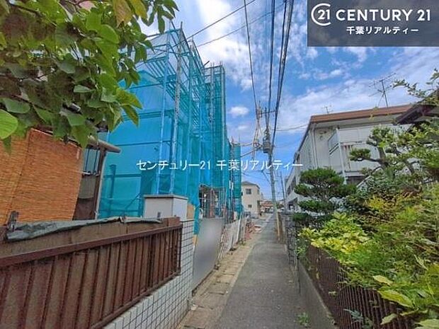 周辺環境や、お客様のご希望に合った物件も一緒にご案内を致します。住宅ローンアドバイザーによるご相談も承ります。当社はお問い合わせに即対応します!お待たせしません!