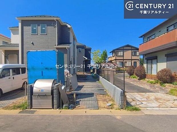 周辺環境や、お客様のご希望に合った物件も一緒にご案内を致します。住宅ローンアドバイザーによるご相談も承ります。当社はお問い合わせに即対応します！お待たせしません！